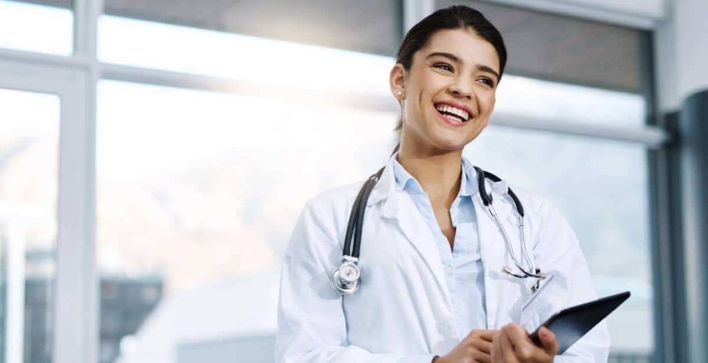 How to get the registered nurse job in Singapore?